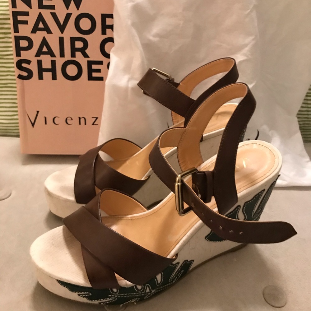 Fun Beautiful Wedges - Picture 6 of 8